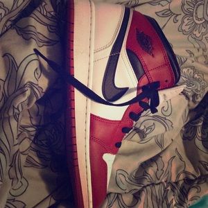 Jordan 1’s Red Black White